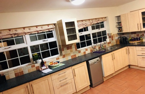 Tyldesley Casa | Casa en el corazón de la ciudad a 15 min de Manchester City. (Para 15+)