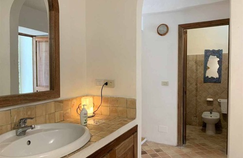 Santa Marina Salina Casa | Casa La Pineta - immersed in a well-kept garden