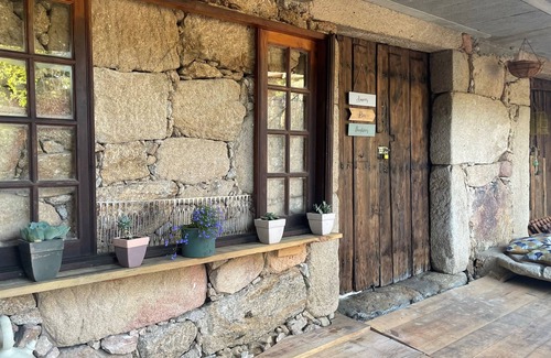 O Freixo Casa | CASA LAS PIEDRAS ( casa 3 gallos )