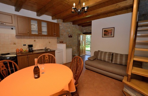Lasici Casa | Casa Mariano (70272-K1) - Lasici