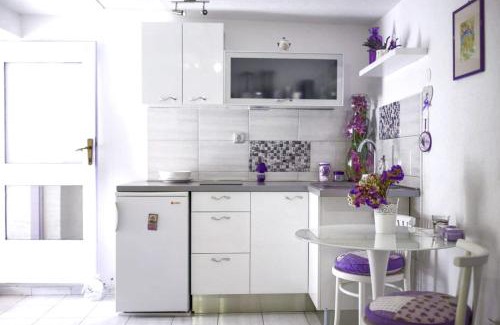Raslina Casa | House Marie?s Lavander Dream