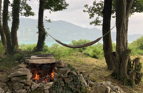 Brison-Saint-Innocent Casa | House near forest with view of Lac du Bourget
