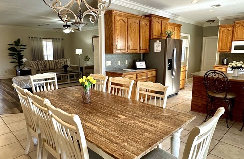 Prien Casa | House near casinos and Prien lake park with a guest house