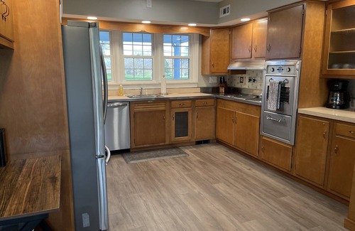 Sandusky Casa | House Next Door - Minutes to Cedar Point & Islands