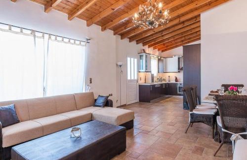 Ermionida Casa | HOUSE NEXT TO THE SEA