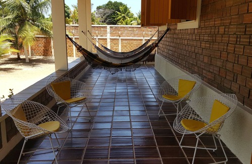 Barra de Santo Antonio Casa | CASA DE LA FAMILIA QUERIDA, ENTRE EL RÍO Y EL MAR