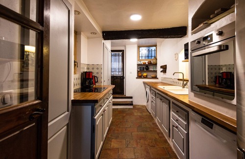 Tourrettes-sur-Loup Casa | Casa en el corazón de la villa medieval