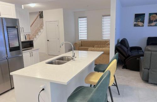Ottawa Division Cama Y Desayuno | House of Daizy Home