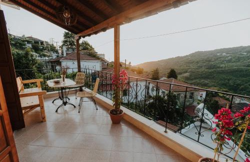 Makrirrakhi Casa | House of Gardenia