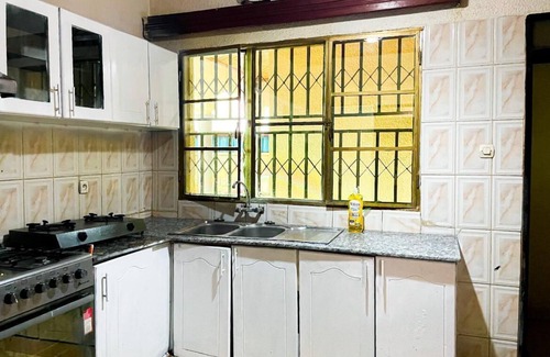 Kigali Casa | HOUSE OF MEMORIES: 4 bedrooms, 4 beds, 4 bathrooms. Ideal for your holidays