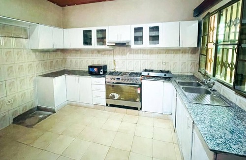 Kigali Casa | HOUSE OF MEMORIES: 4 bedrooms, 4 beds, 4 bathrooms. Ideal for your holidays