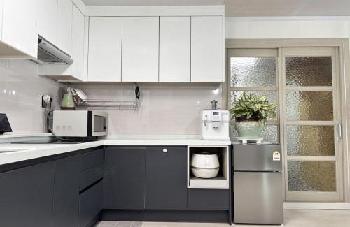 Guwol-dong Casa | House of Rising Sun - Nanhee House