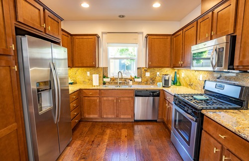 Oxnard Casa | House of Verrett Beach Villa-Ventura, Sleeps 6 & four-minutes from beach