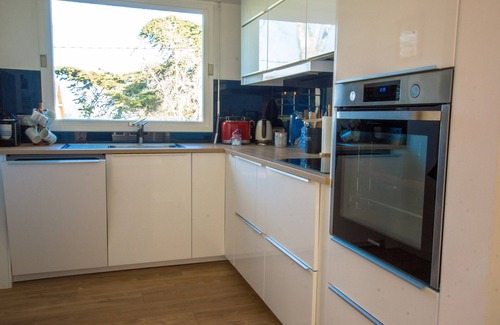 Crozon Casa | Casa en el GR34, playa de Morgat a pie, vista al mar.