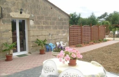 Doue-en-Anjou Cabaña | casa de Saint-Georges-sur-Layon despensa