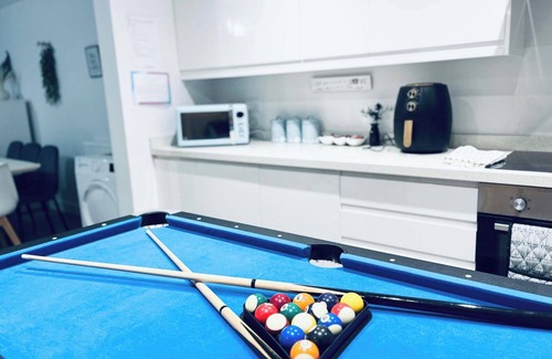 Petham Casa | Holiday Home with Free Parking,Pool Table&Hot tub