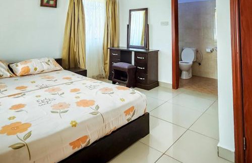 Kweiman Casa | House - Sleeps 4 & Access to Pool