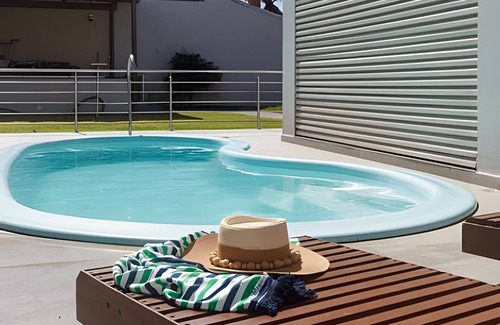 Ponta da Fruta Casa | House w/Pool & Yard Up to 15 Guests NOMDS