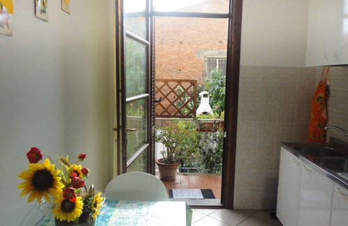 Forcoli Casa | House with garden -Wifi -Tuscany central excellent for visiting the cities of art, natur