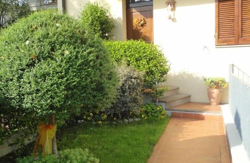 Forcoli Casa | House with garden -Wifi -Tuscany central excellent for visiting the cities of art, natur