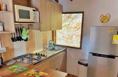 El Penol Cabaña | Casa con hermosa vista y acceso al lago de Guatape