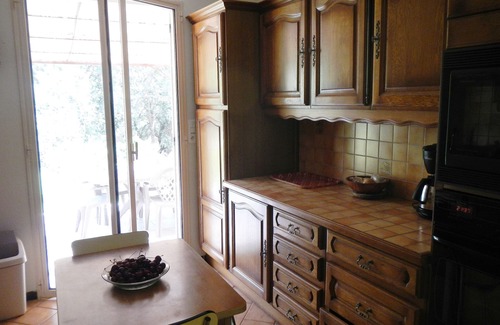 Flassans-sur-Issole Casa | Casa con piscina privada en la Provenza en gran área boscosa ***