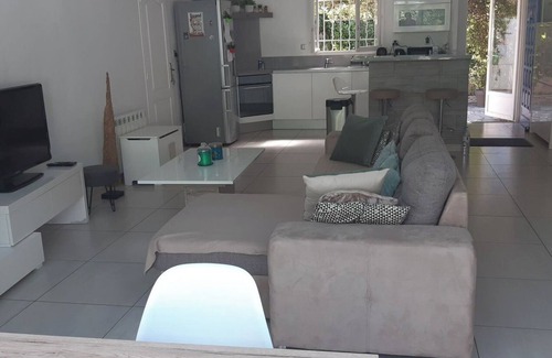 Les Pennes-Mirabeau Casa | House with pool 15min Aix/Marseille/Plage