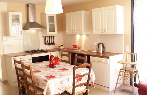 Saint-Paterne-Racan Cabaña | Casa rural restaurada con piscina climatizada, spa y jardín privado en plena naturaleza