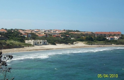 Calasetta Casa | Casa con jardín y grandes terrazas.