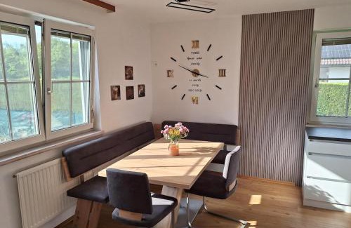 Haslau-Maria Ellend Casa | House with garden close to Vienna & Airport