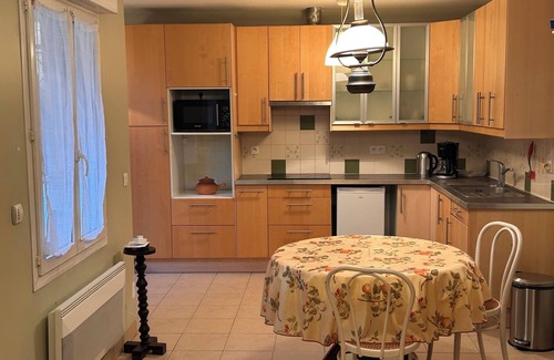 Thiais Casa | HOUSE WITH GARDEN 20 minutes from the center of Paris