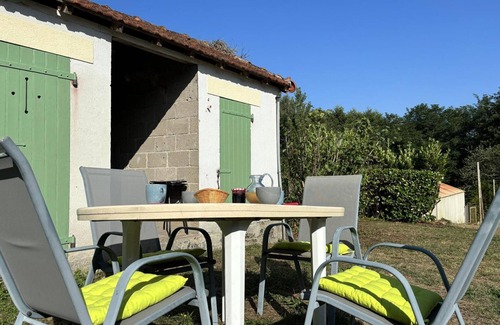 Diou Cabaña | Casa con jardín cerca del canal y el Loira, equipamiento completo, ideal para familias