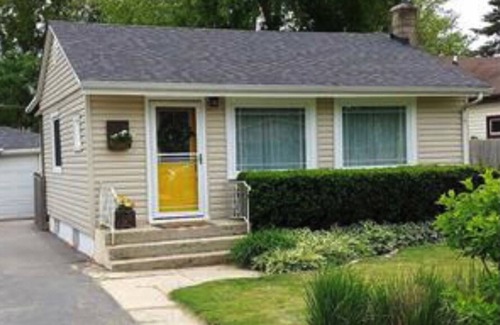 Wauconda Casa | House with great location!
