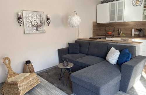 Klotten Apartamento | Casa con Moselblick y salón de belleza.