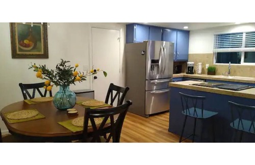 Santa Rosa Casa | House with New Addition King Size Bed, close to Downtown, St Helena, Kenwood