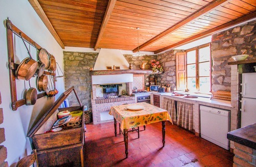 Villa Collemandina Casa | House with private pool at 2,8 km from Castiglione di Garfagnana. Panoramic view