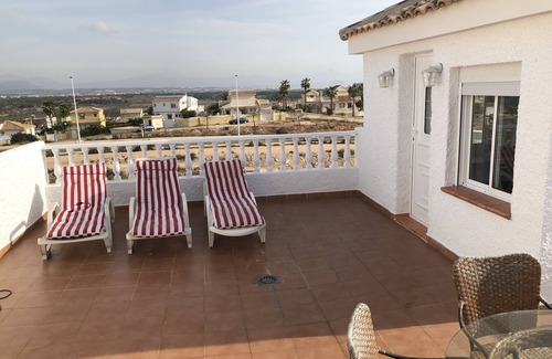 Los Arenales del Sol Casa | Casa con vistas a la montaña y al mar
