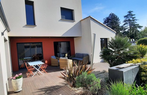 Saint-Liguaire Casa | House with pool in the heart of the Marais Poitevin