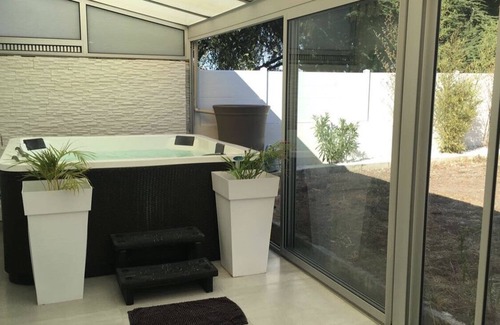 Saintes Casa | House with private Jacuzzi