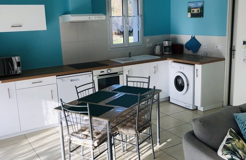 Jonzac Casa | Casa con parking privado - amueblada con turismo 3 estrellas - ideal curistes.