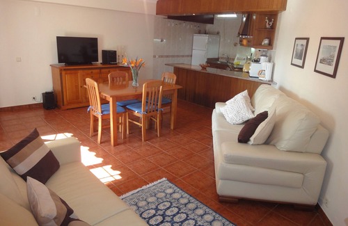 Malveira da Serra Casa | House with sea view, garden and barbecue, near Guincho beach and Cascais