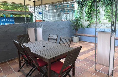 San Martín del Rey Aurelio Casa | Casa con terraza y chimenea en la montaña de Asturias