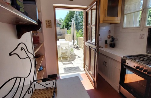 Arcy-sur-Cure Casa | Casa con jardin muy grande