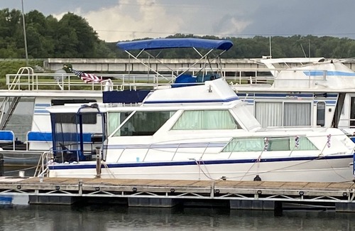 Eufaula Alquiler De Eote | Houseboat on Lake Eufaula Fish from your boat