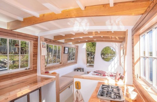 Bremen Alquiler De Eote | Houseboat ROAM on Lake Pemaquid