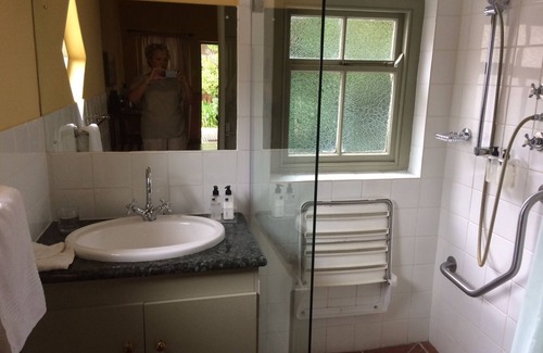 De Rust Casa | Housemartin Guest Lodge