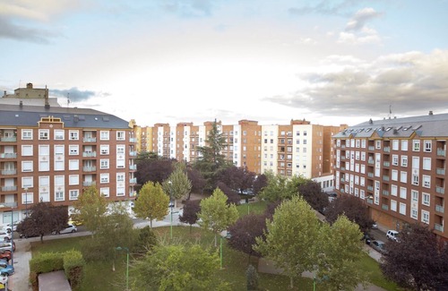 León Apartamento | Housingleon- duplex nuevo con garage a 500 metros del casco historico