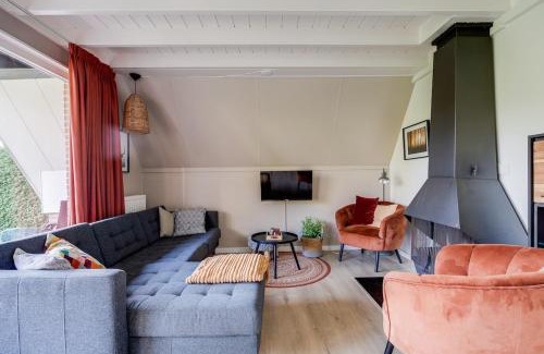 Zwiggelte Casa | Houtduif I Huisje met Omliggende Tuin