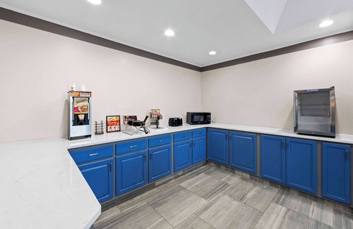 Jackson Hotel | Howard Johnson by Wyndham Jackson