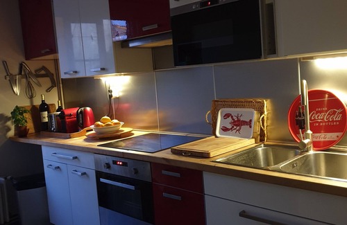 Village of Castellet Apartamento | howling, a house in the ramparts